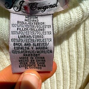 Women’s or juniors  jacket / coat size medium